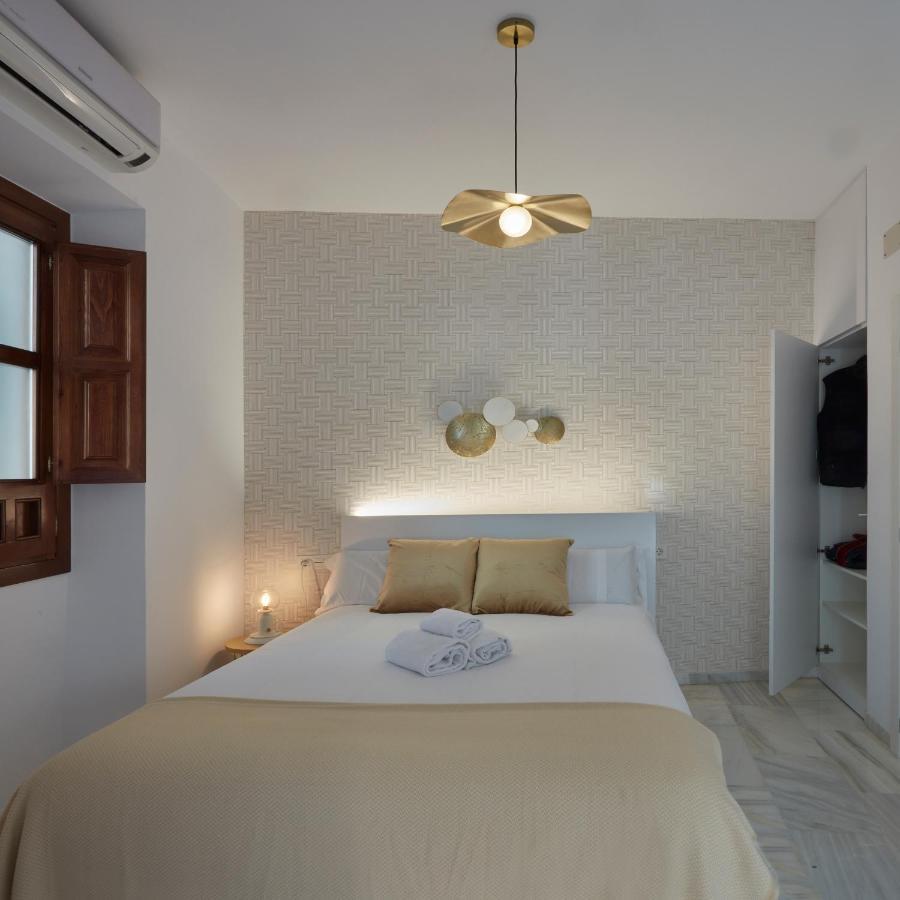 Qh Reyes Catolicos Apartment Granada Exterior photo