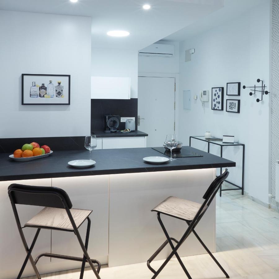 Qh Reyes Catolicos Apartment Granada Exterior photo