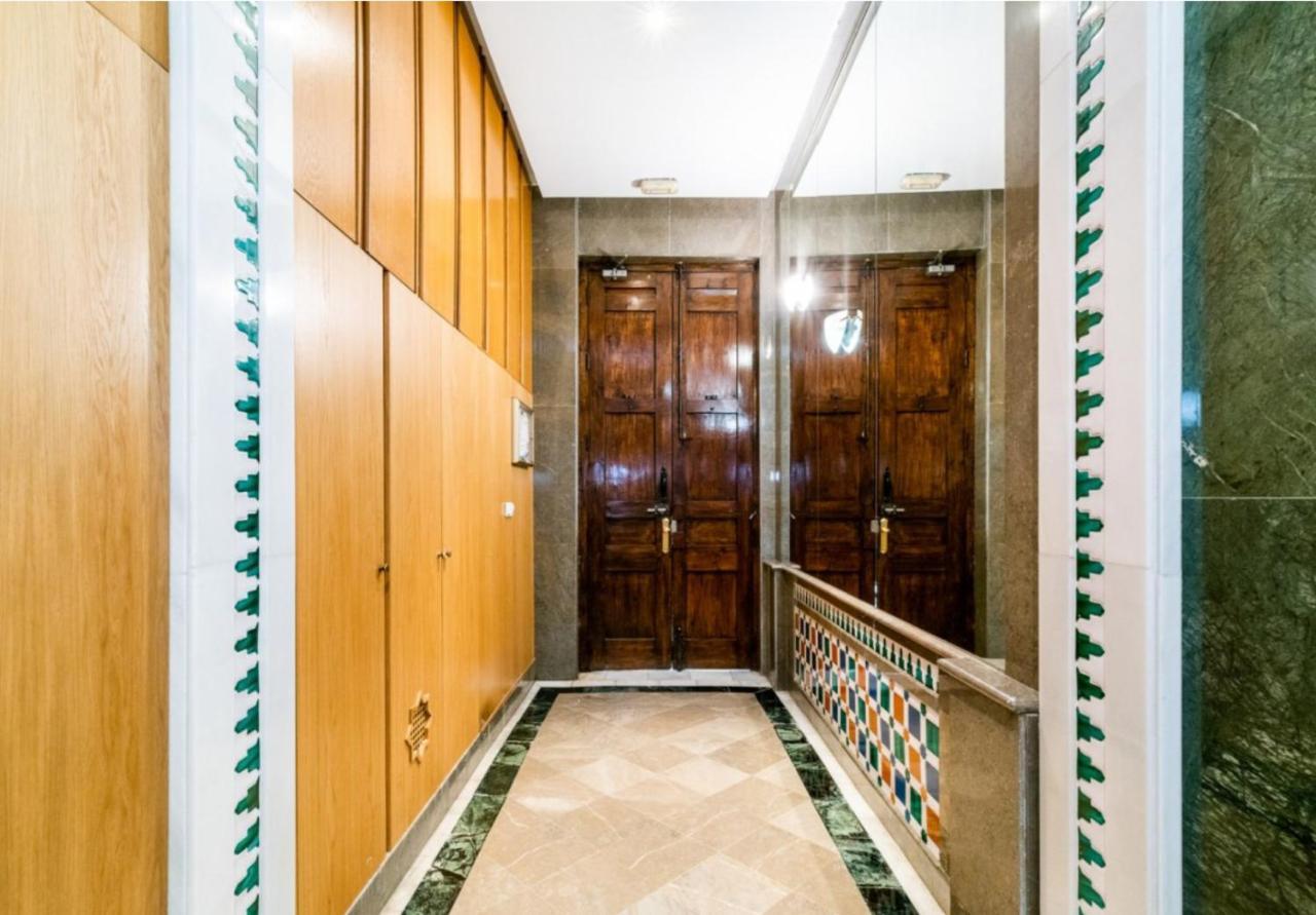 Qh Reyes Catolicos Apartment Granada Exterior photo